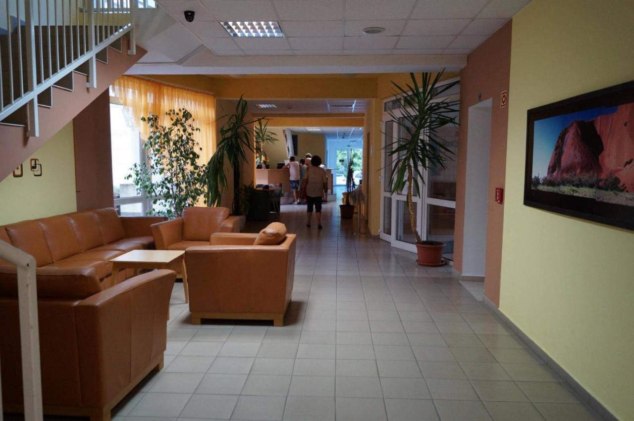 Tip Top Wellness Apartman Zalakaros Ngoại thất bức ảnh