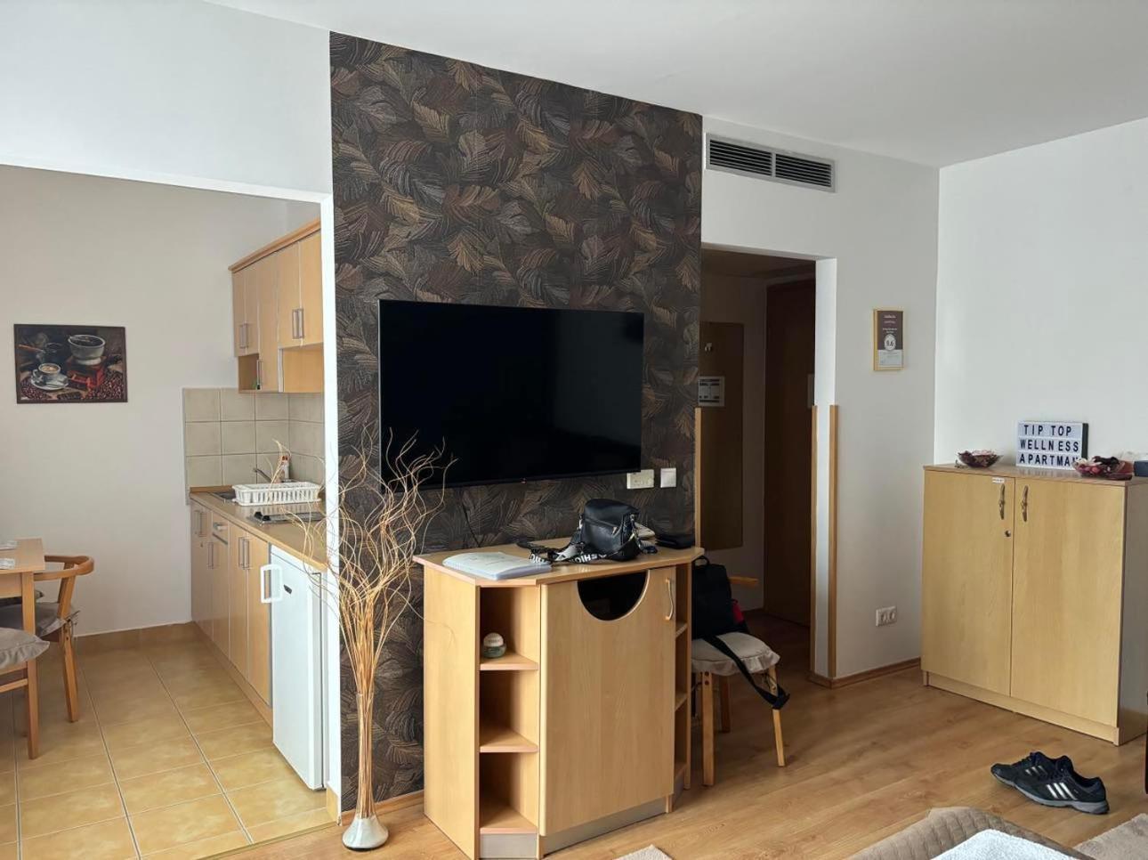 Tip Top Wellness Apartman Zalakaros Ngoại thất bức ảnh